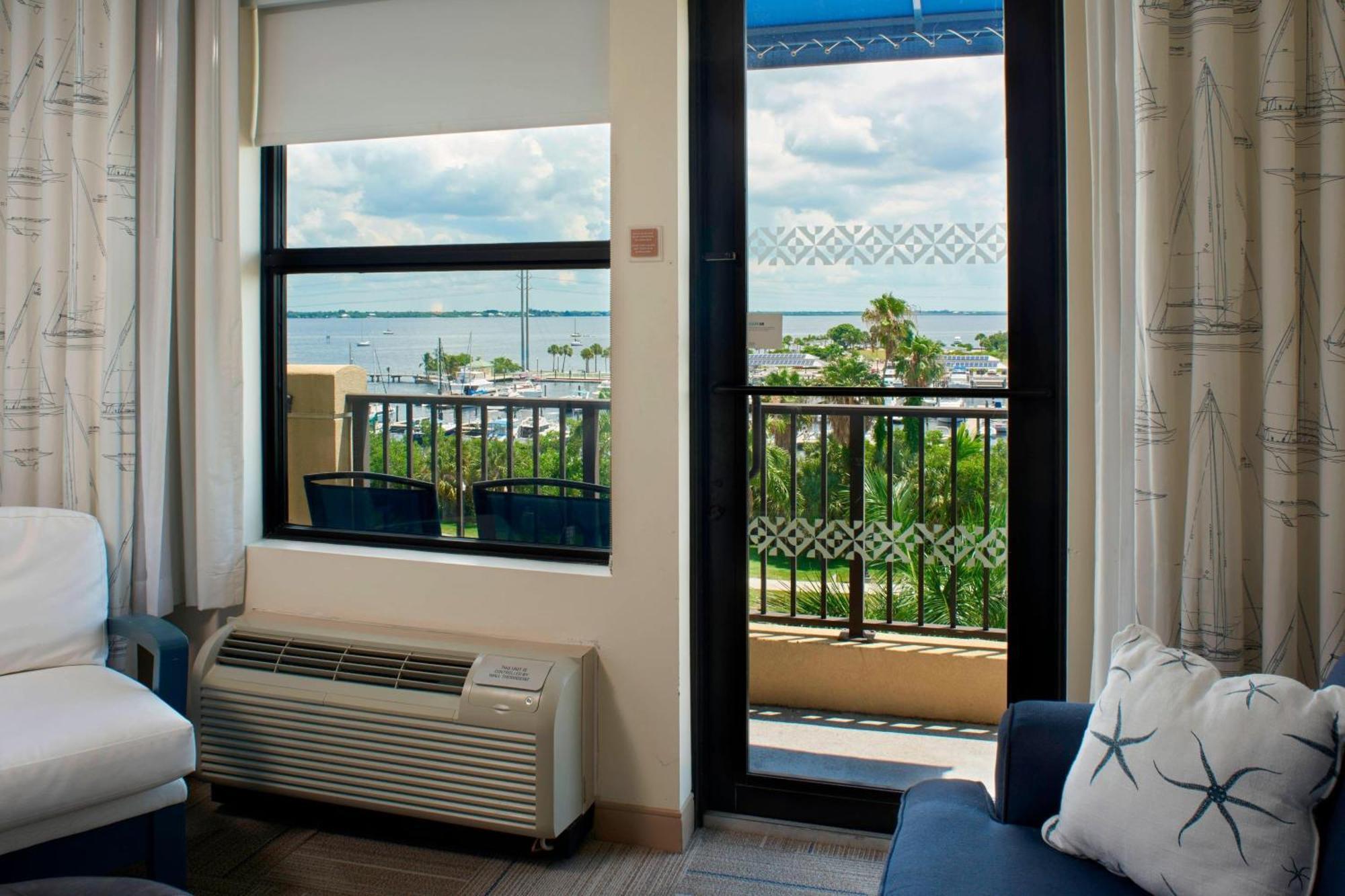 Four Points By Sheraton Punta Gorda Harborside Exterior foto