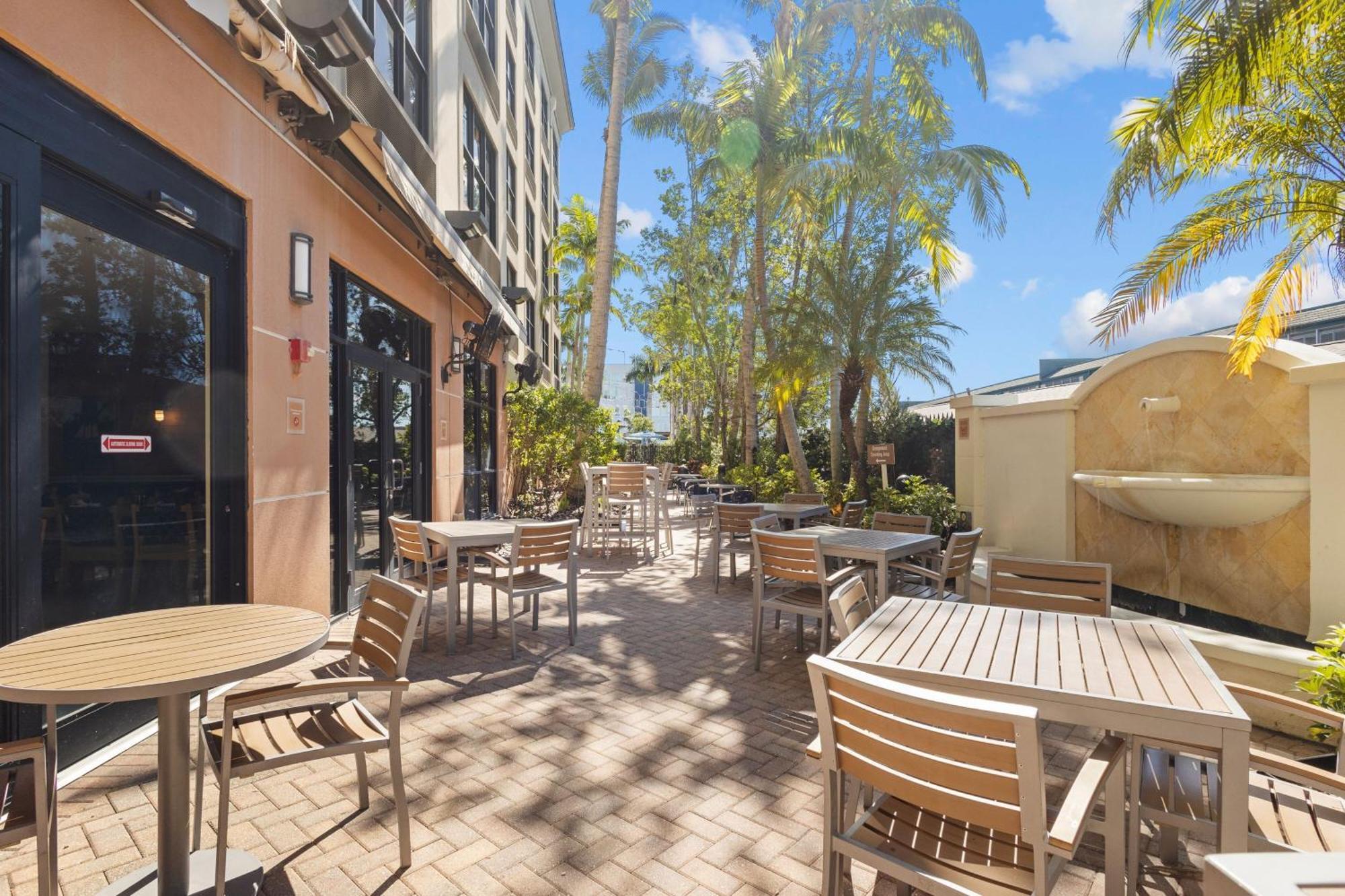 Four Points By Sheraton Punta Gorda Harborside Exterior foto
